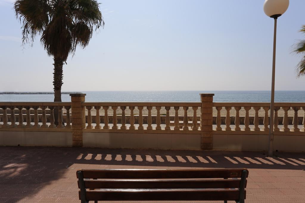 Apartamentos Alquihouse Vilafortuny Cambrils Bagian luar foto