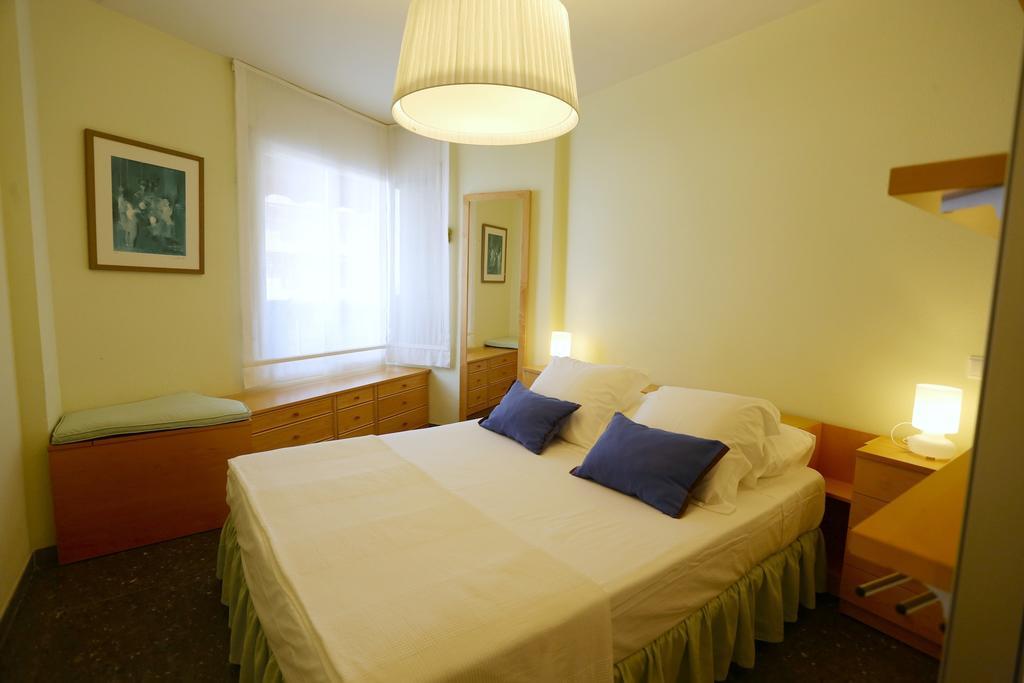Apartamentos Alquihouse Vilafortuny Cambrils Ruang foto